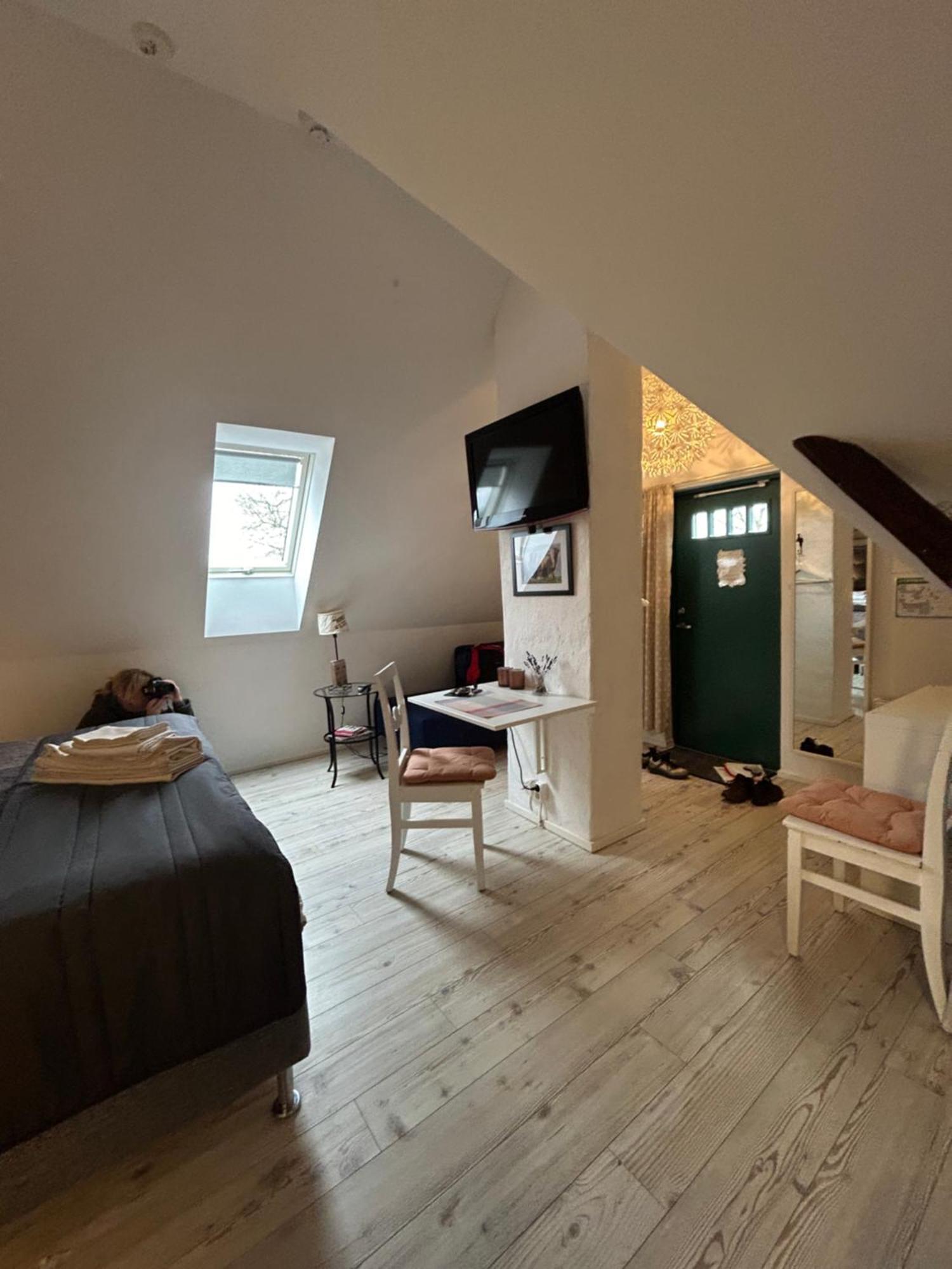 Kungshagagard Hotel Höllviken Buitenkant foto