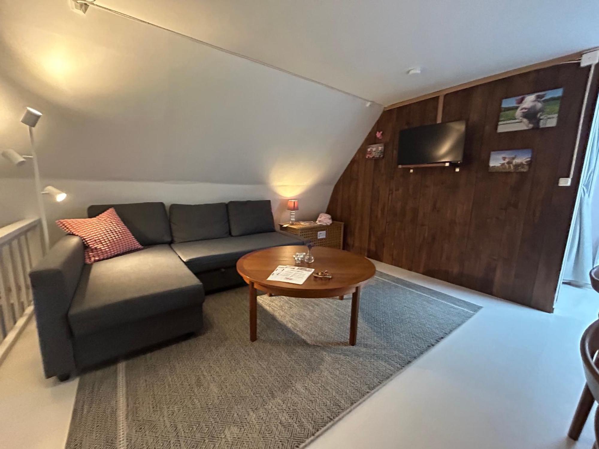 Kungshagagard Hotel Höllviken Buitenkant foto